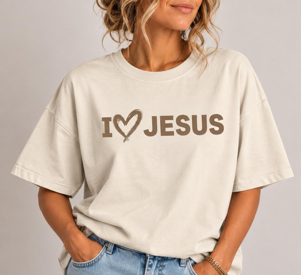 I Love Jesus Unisex Tshirt, Heart Symbol Tee, I love Jesus Gender Neutral Tshirt, Comfort Colors Shirt